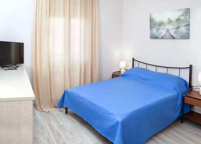 Aethra House In Volou * Αγριά